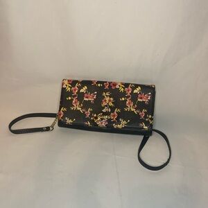 Guess over the shoulder crossbody purse